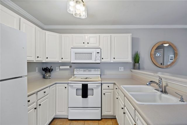 413 Palmetto Street, St Simons Island, GA 31522