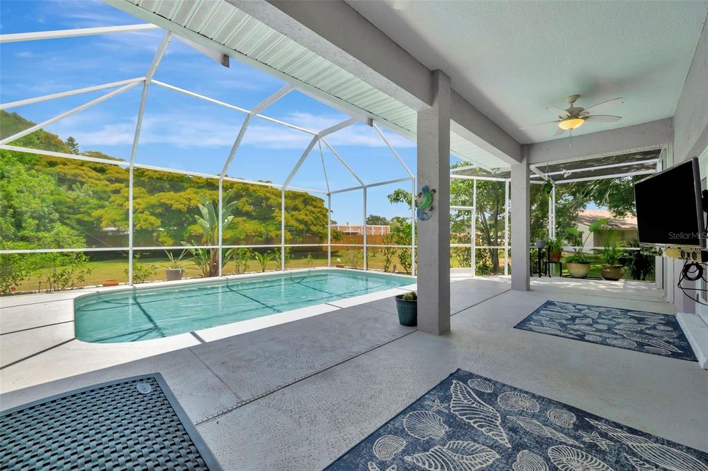 2309 45TH COURT W, BRADENTON, FL 34209 — photo 2