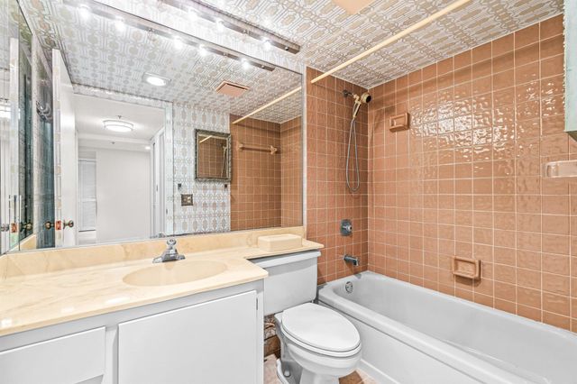 6620 Boca Del Mar Drive 407, Boca Raton, FL 33433