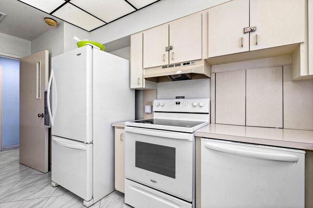 6620 Boca Del Mar Drive 407, Boca Raton, FL 33433