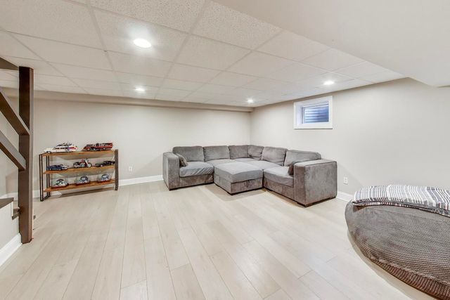 2822 N Brighton Place, Arlington Heights, IL 60004