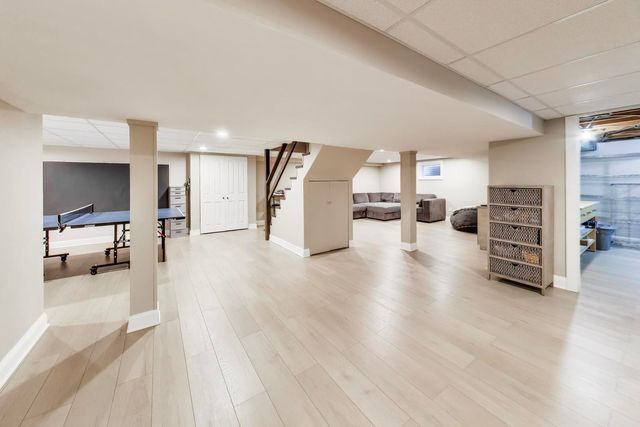 2822 N Brighton Place, Arlington Heights, IL 60004