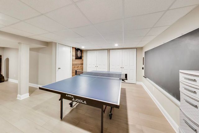 2822 N Brighton Place, Arlington Heights, IL 60004