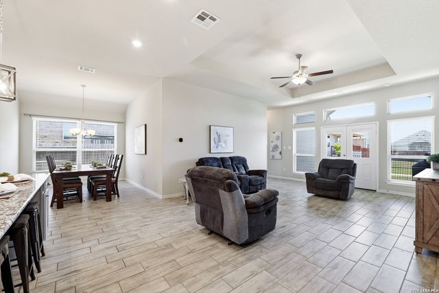 824 FOXBROOK WAY, Cibolo, TX 78108
