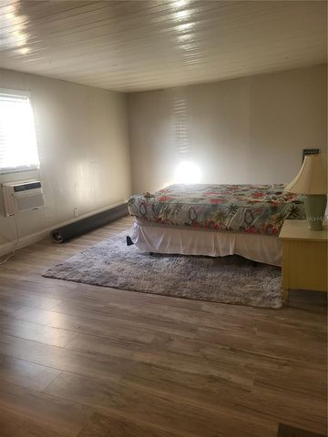 6580 SEMINOLE BOULEVARD 424, Seminole, FL 33772