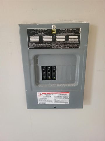 6580 SEMINOLE BOULEVARD 424, Seminole, FL 33772