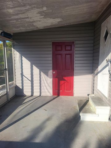 6580 SEMINOLE BOULEVARD 424, Seminole, FL 33772