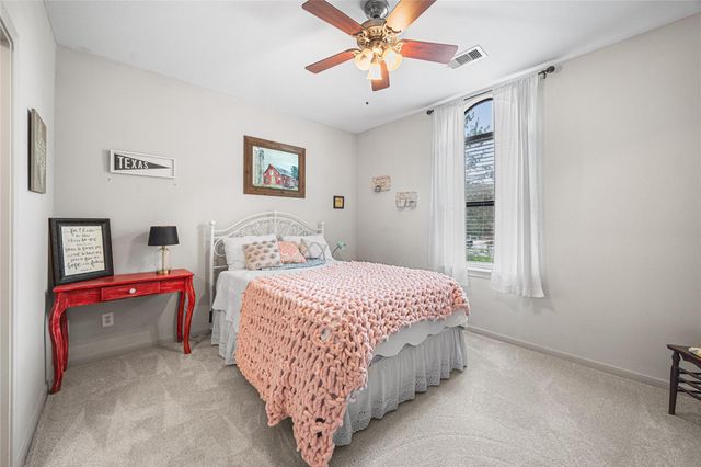 15552 Guinevere Lane, Montgomery, TX 77316