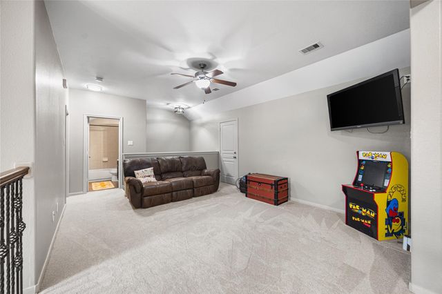 15552 Guinevere Lane, Montgomery, TX 77316