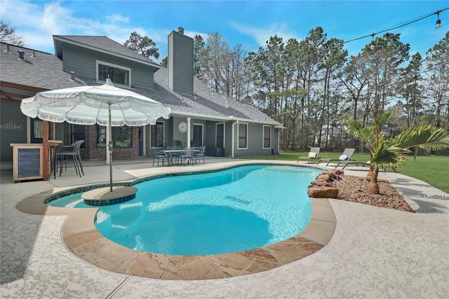 15552 Guinevere Lane, Montgomery, TX 77316