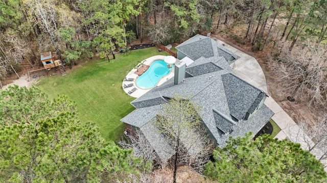 15552 Guinevere Lane, Montgomery, TX 77316