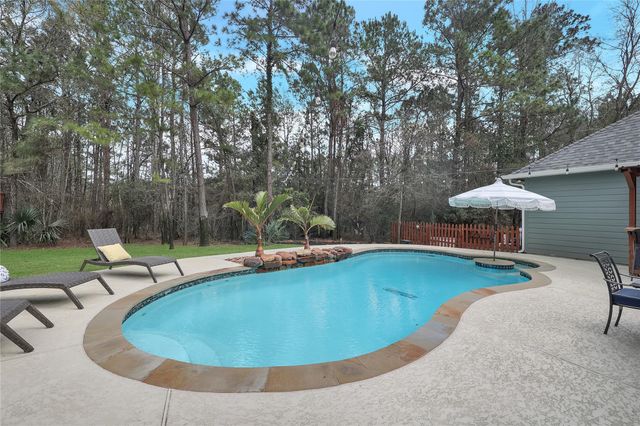 15552 Guinevere Lane, Montgomery, TX 77316