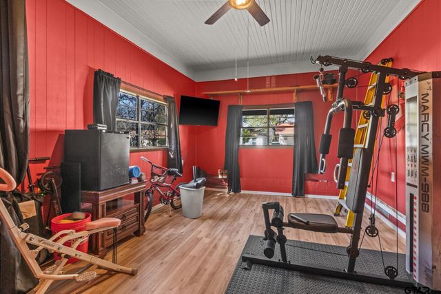 1210 E 4th, Mt Pleasant, TX 75455