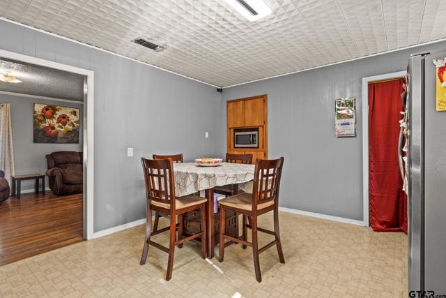 1210 E 4th, Mt Pleasant, TX 75455