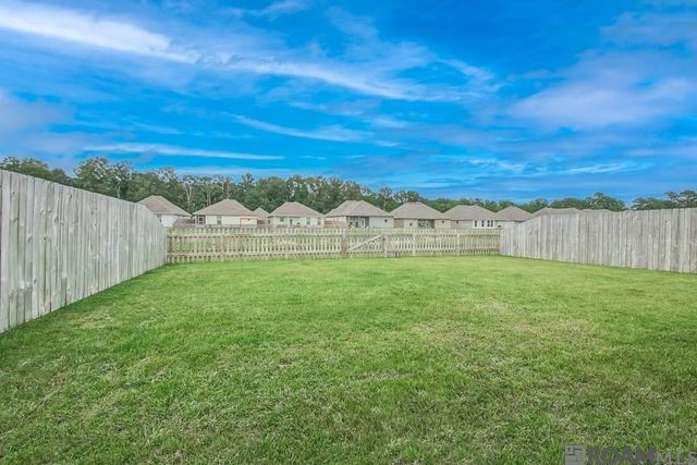 11583 Regal St, Denham Springs, LA 70726