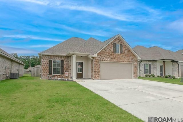 11583 Regal St, Denham Springs, LA 70726