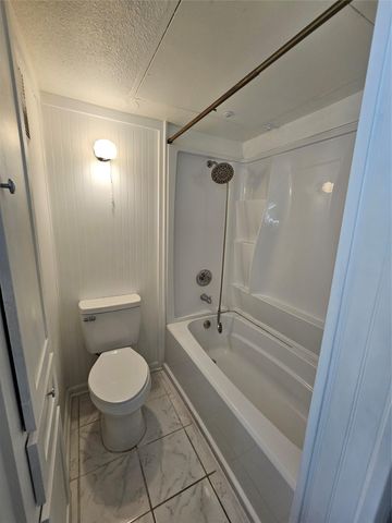 6903 Deatonhill DR 2, Austin, TX 78745