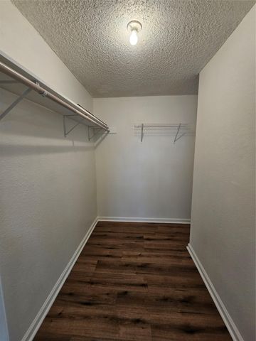 6903 Deatonhill DR 2, Austin, TX 78745