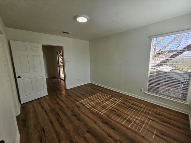 6903 Deatonhill DR 2, Austin, TX 78745