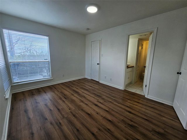 6903 Deatonhill DR 2, Austin, TX 78745