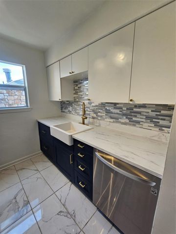 6903 Deatonhill DR 2, Austin, TX 78745