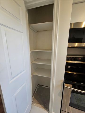 6903 Deatonhill DR 2, Austin, TX 78745