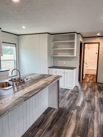 943 Hwy 64 West, Lawrenceburg, TN 38464