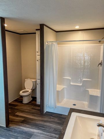 943 Hwy 64 West, Lawrenceburg, TN 38464