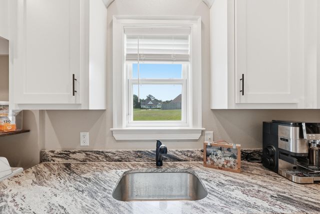 33 Pear Circle, Greenbrier, AR 72058