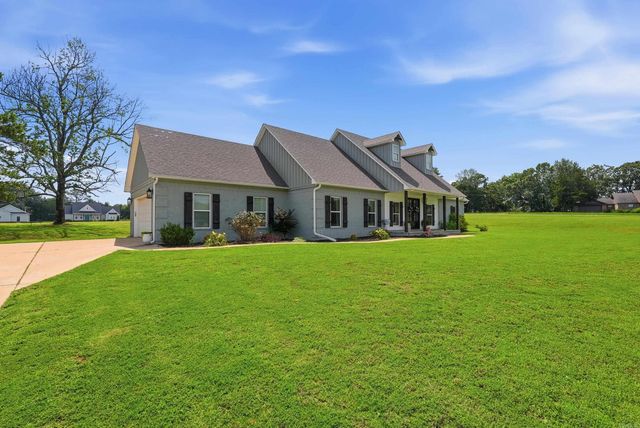33 Pear Circle, Greenbrier, AR 72058
