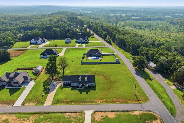 33 Pear Circle, Greenbrier, AR 72058