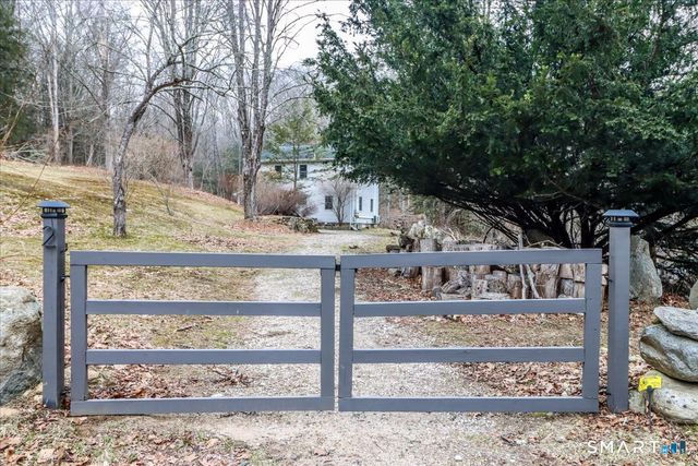 2 Clara Lane, New Milford, CT 06776