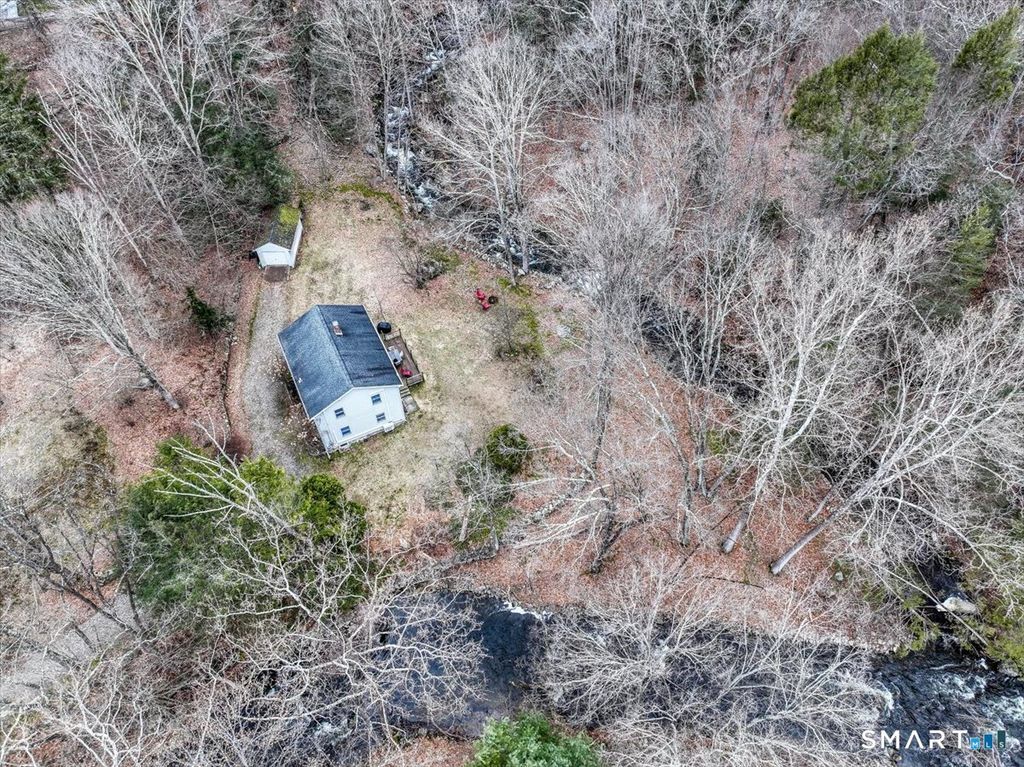 2 Clara Lane, New Milford, CT 06776