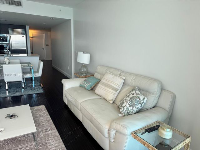 17001 Collins Avenue 1002, Sunny Isles Beach, FL 33160