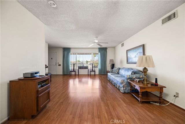 650 Rainier Way, Hemet, CA 92543