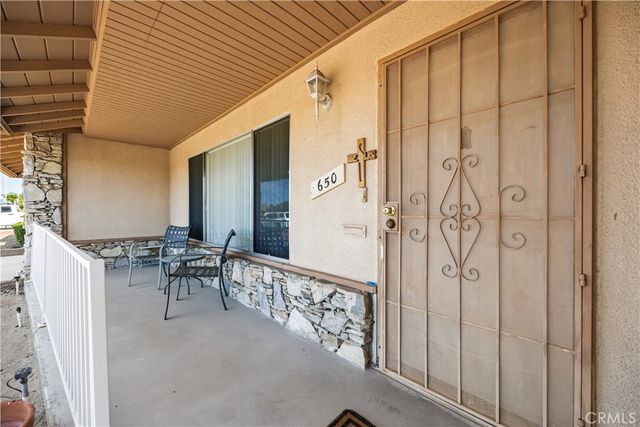 650 Rainier Way, Hemet, CA 92543