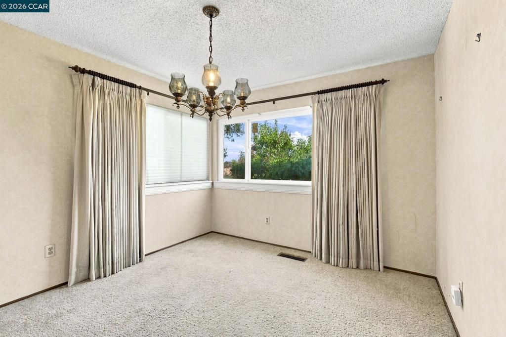 Image 23 of property listing at 2685 Alhambra Way, Pinole, CA 94564