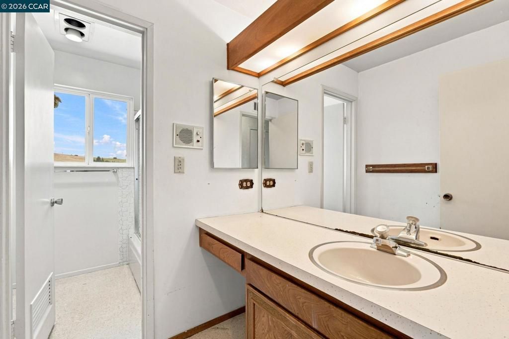 Image 47 of property listing at 2685 Alhambra Way, Pinole, CA 94564