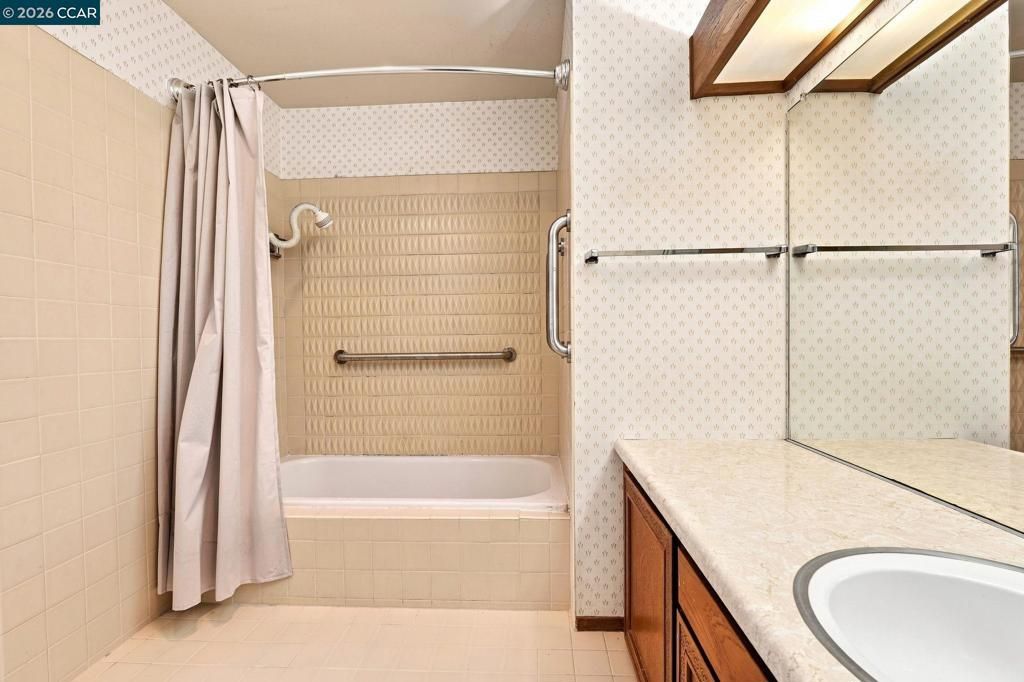 Image 49 of property listing at 2685 Alhambra Way, Pinole, CA 94564