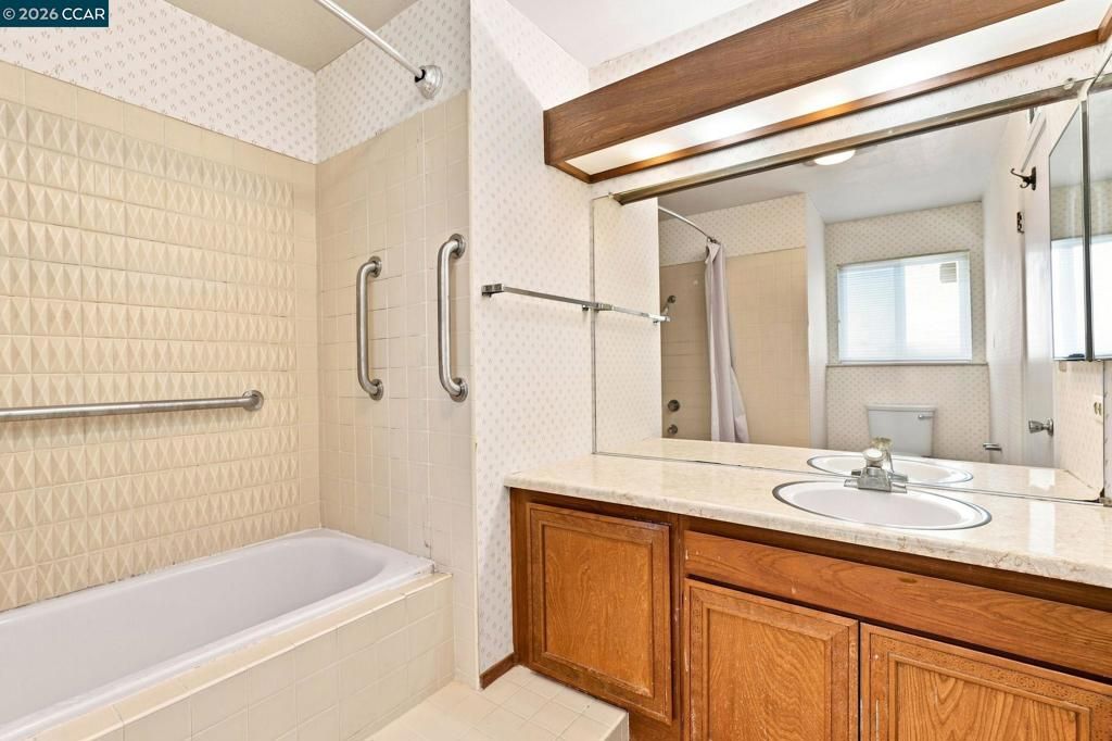 Image 51 of property listing at 2685 Alhambra Way, Pinole, CA 94564