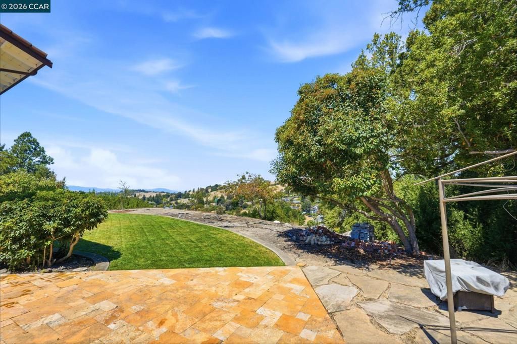 Image 57 of property listing at 2685 Alhambra Way, Pinole, CA 94564
