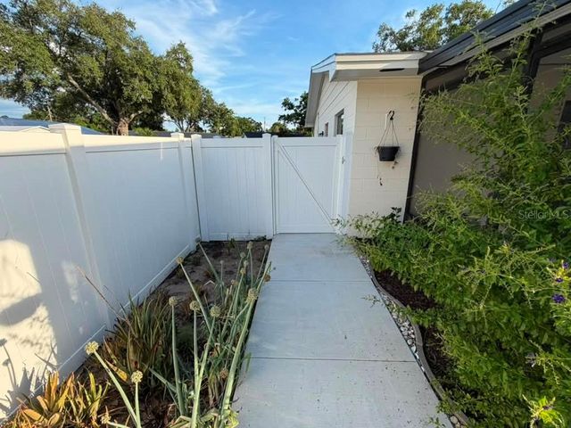 1210 BRANDA VISTA DRIVE, Brandon, FL 33510