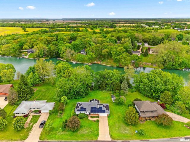 1438 LAKE SANTA FE Drive, Metamora, IL 61548