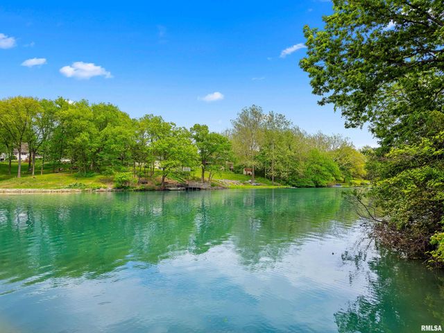1438 LAKE SANTA FE Drive, Metamora, IL 61548