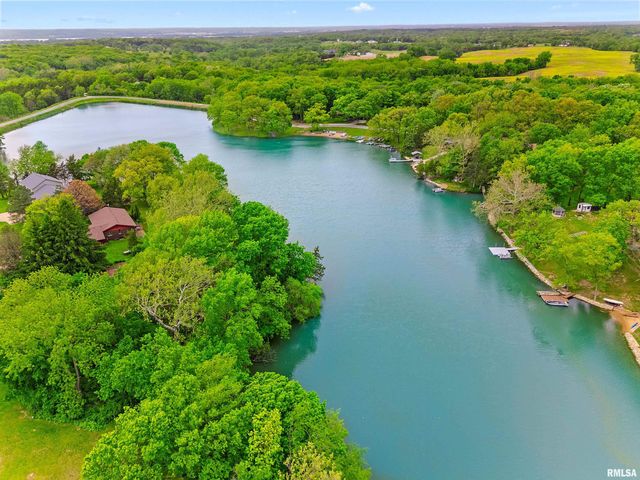 1438 LAKE SANTA FE Drive, Metamora, IL 61548