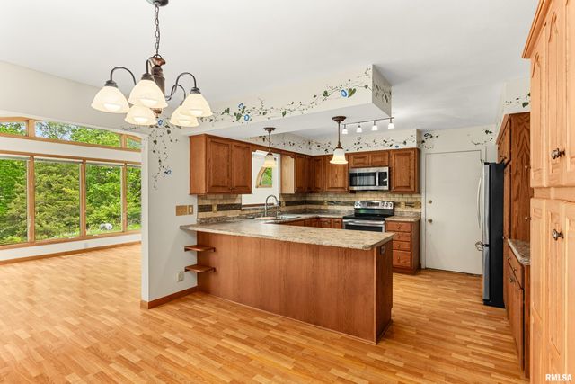 1438 LAKE SANTA FE Drive, Metamora, IL 61548