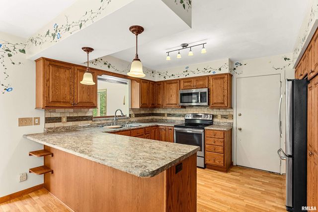 1438 LAKE SANTA FE Drive, Metamora, IL 61548