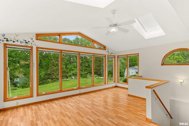 1438 LAKE SANTA FE Drive, Metamora, IL 61548