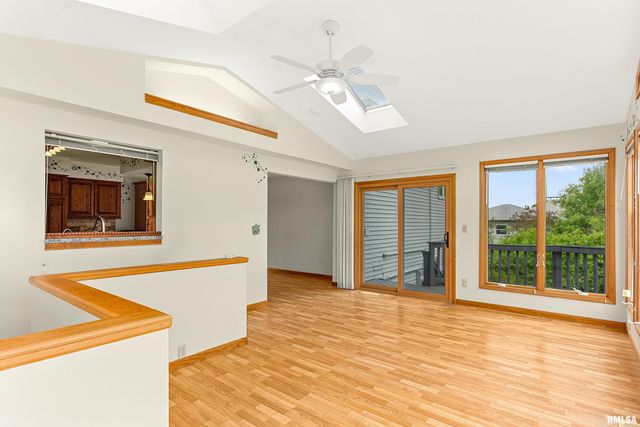 1438 LAKE SANTA FE Drive, Metamora, IL 61548