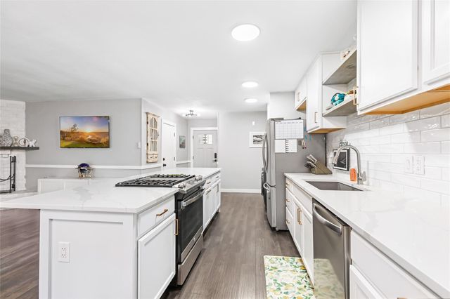 3230 Park Garden Drive, Houston, TX 77339